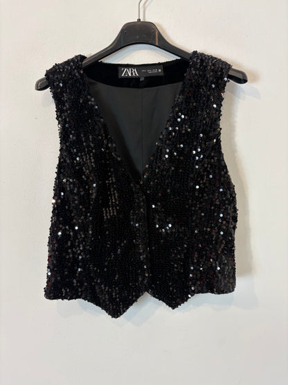 ZARA. Chaleco negro lentejuelas. T M