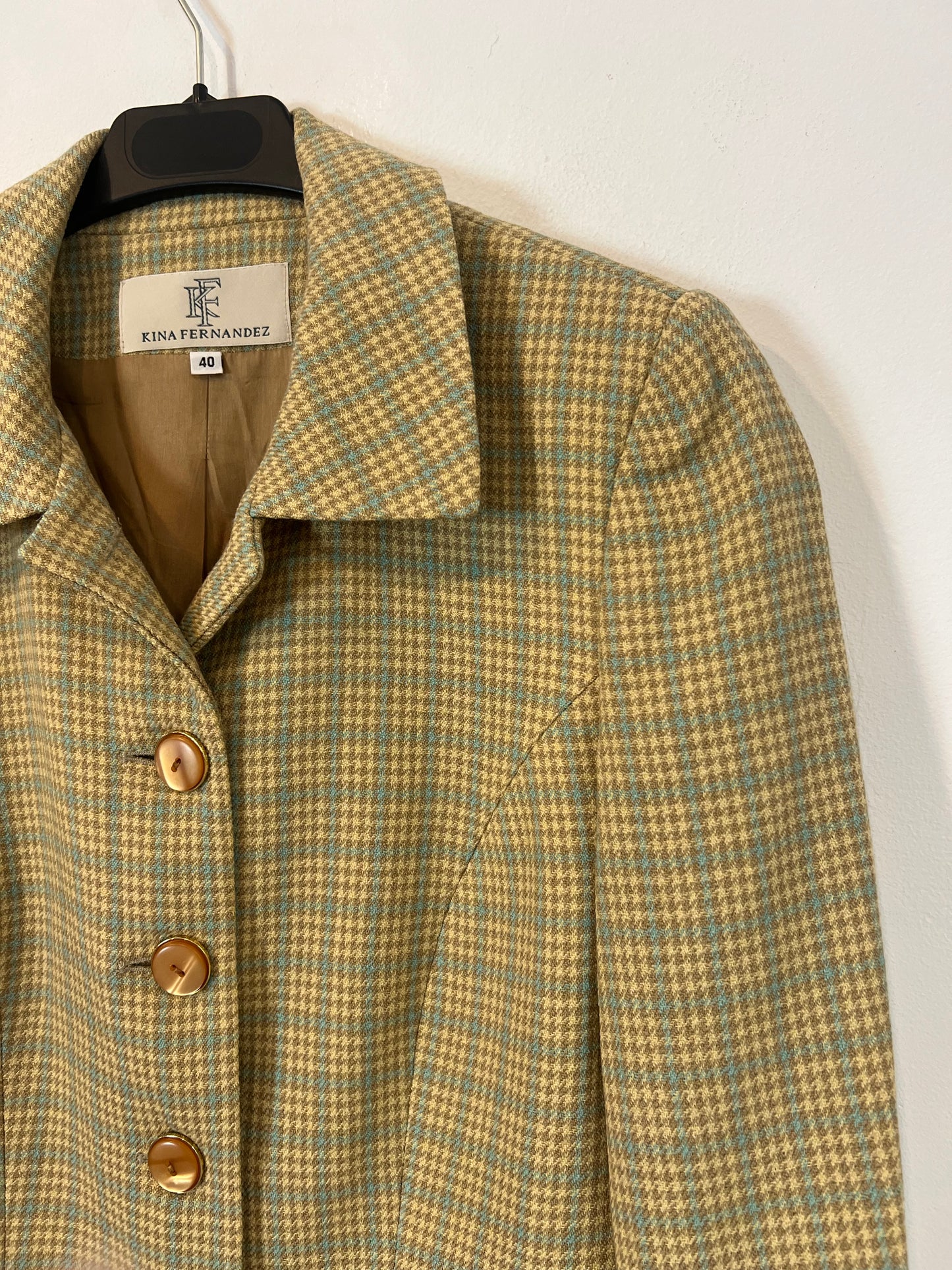 KINA FERNANDEZ. Pastel wool houndstooth jacket. Size 40