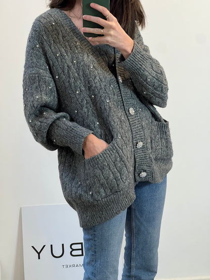 MANGO. Chaqueta gris ocho pedreria