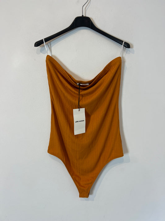 PINK WOMAN. body mostaza canalé T.l