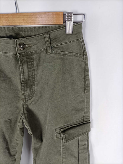 CALZEDONIA. Pantalón estilo leggins verdes T.s