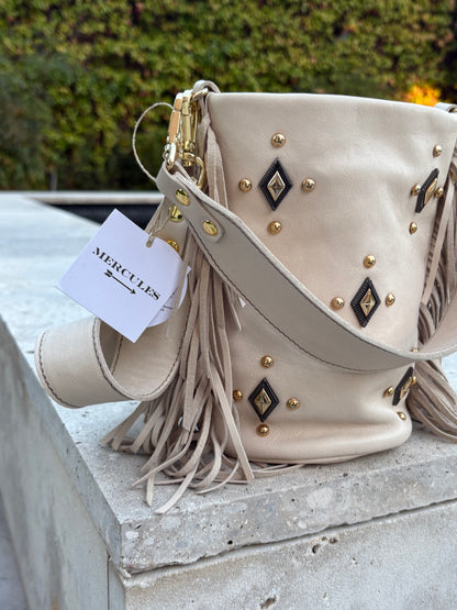 MERCULES x MAKSU. Bolso beige piel flecos