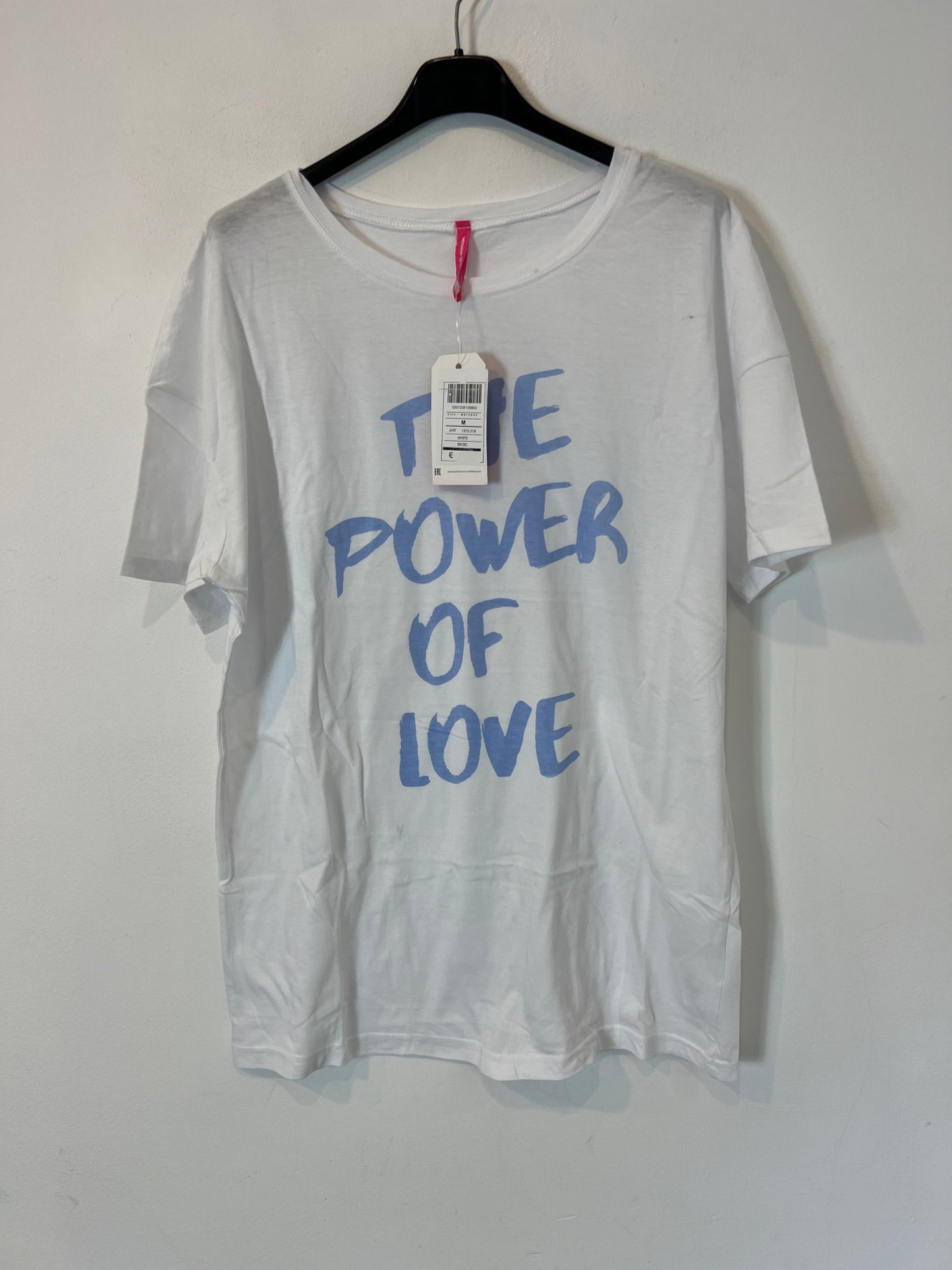 PINK WOMAN. camiseta blanca "the power" T.m