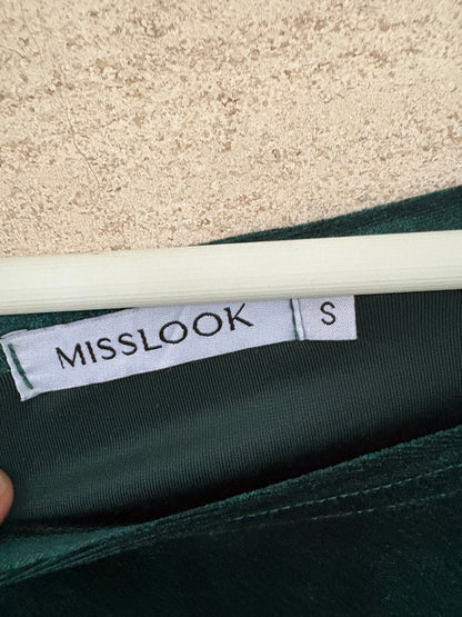 OTRAS. Vestido largo terciopelo verde