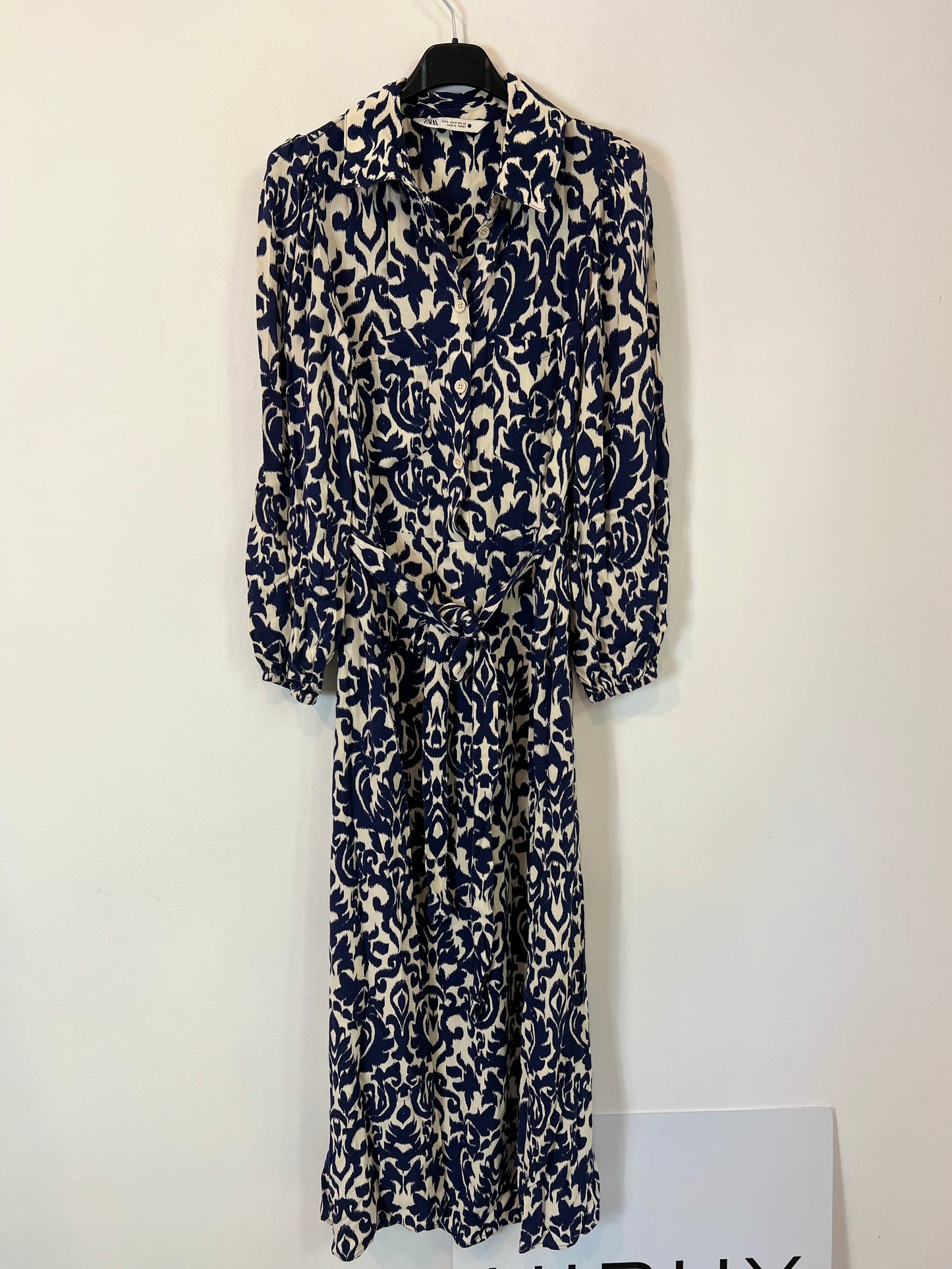 ZARA. Vestido estampado azul T.s