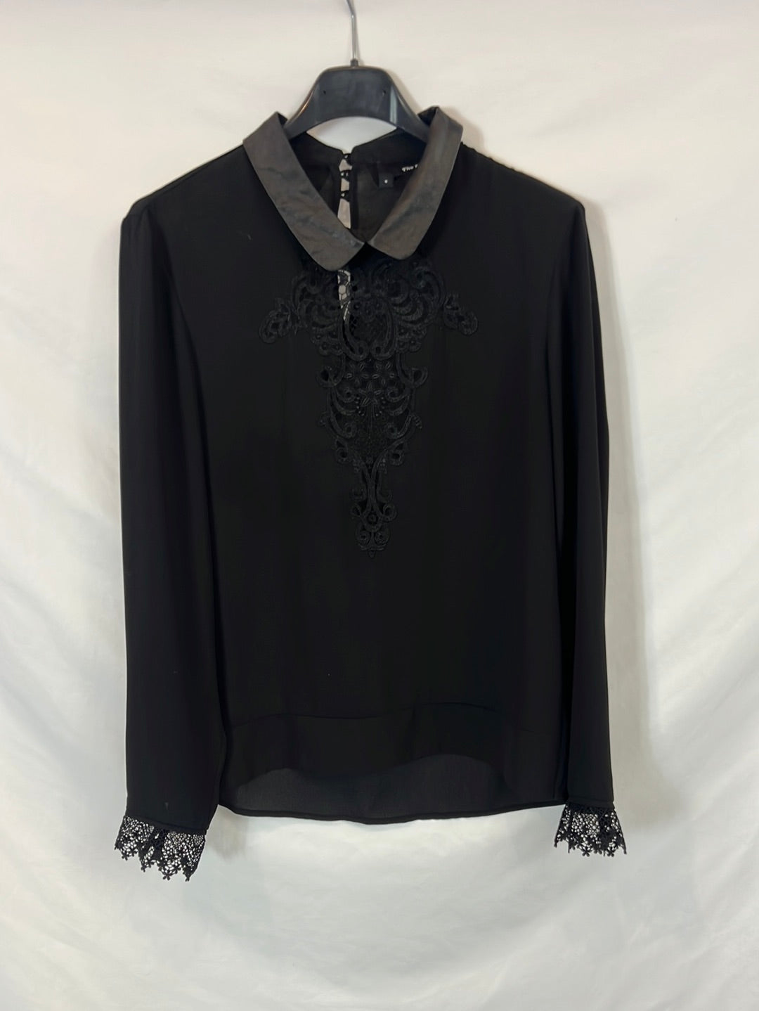 THE KOOPLES. Black lace blouse Ts