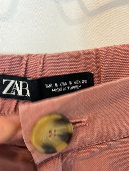 ZARA. Bermuda malva pinzas. T S