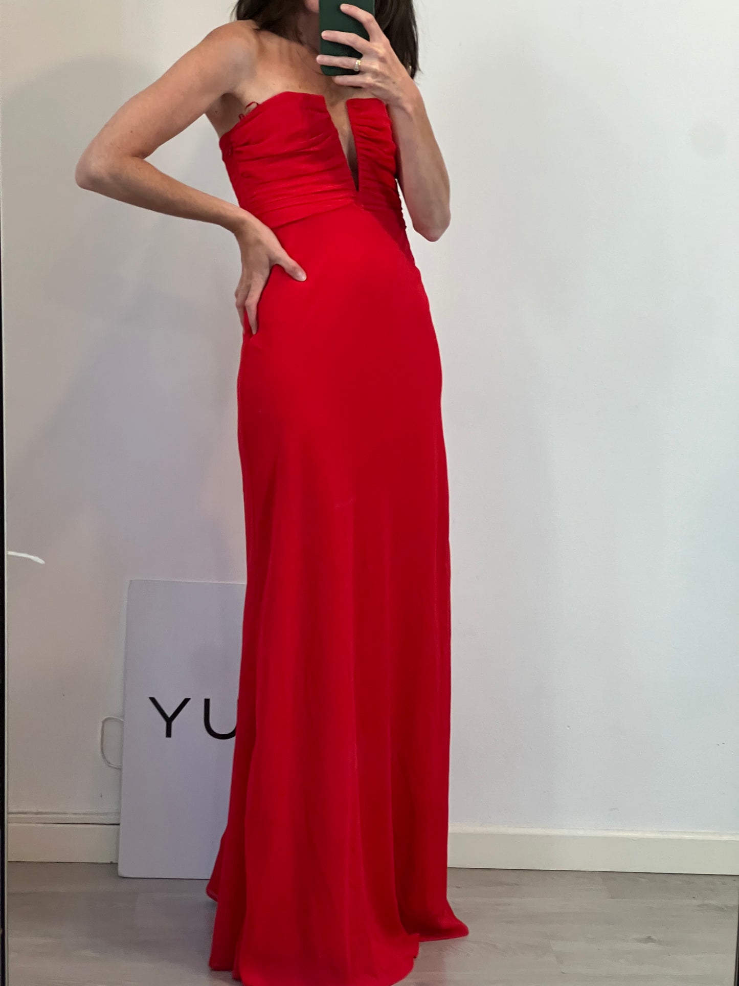 ZARA. Red strapless dress. TS