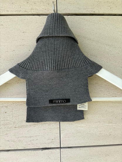 MINIMO. Cuello punto gris