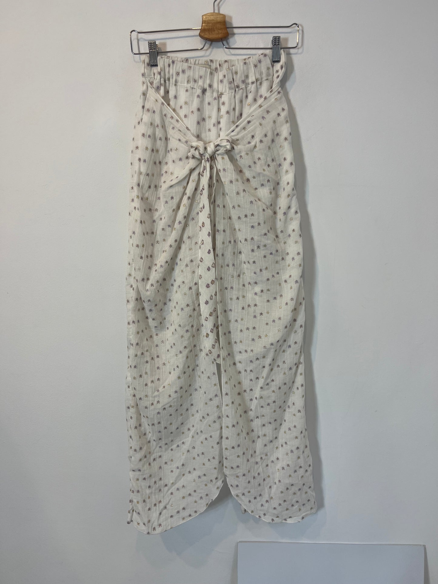 JOSEPHINE. Pantalón efecto falda estrellas T.s