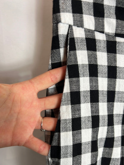 SFERA. Textured gingham trousers. Size 42