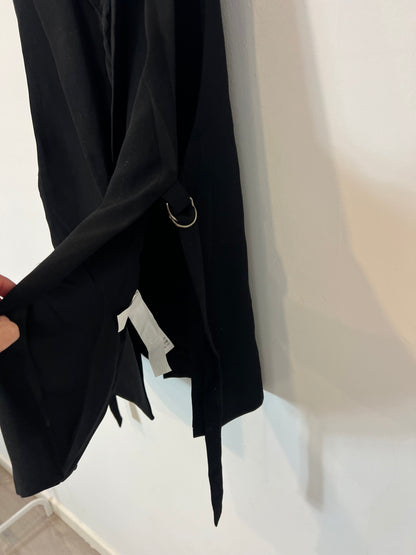 ZARA. Chaleco negro aberturas T.m