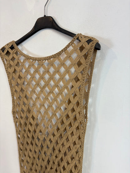 ZARA. Vestido de crochet beige