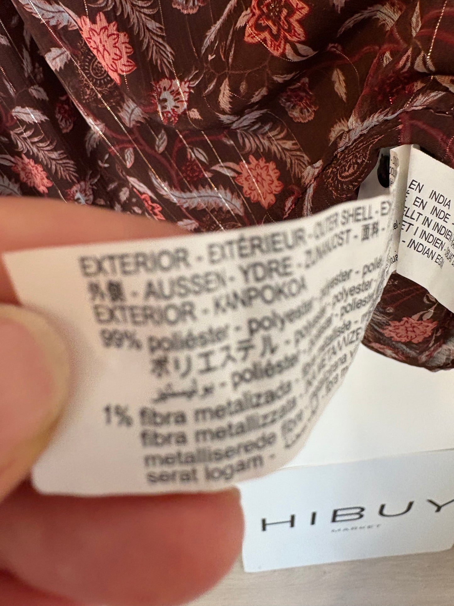 ZARA. Blusa textura tonos burdeos