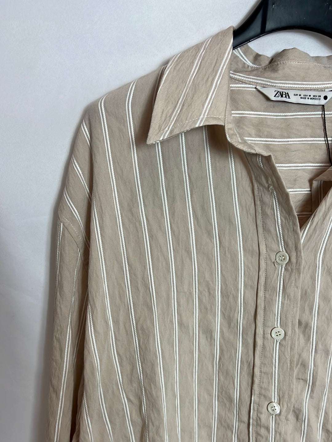 ZARA. Beige striped textured blouse. TM