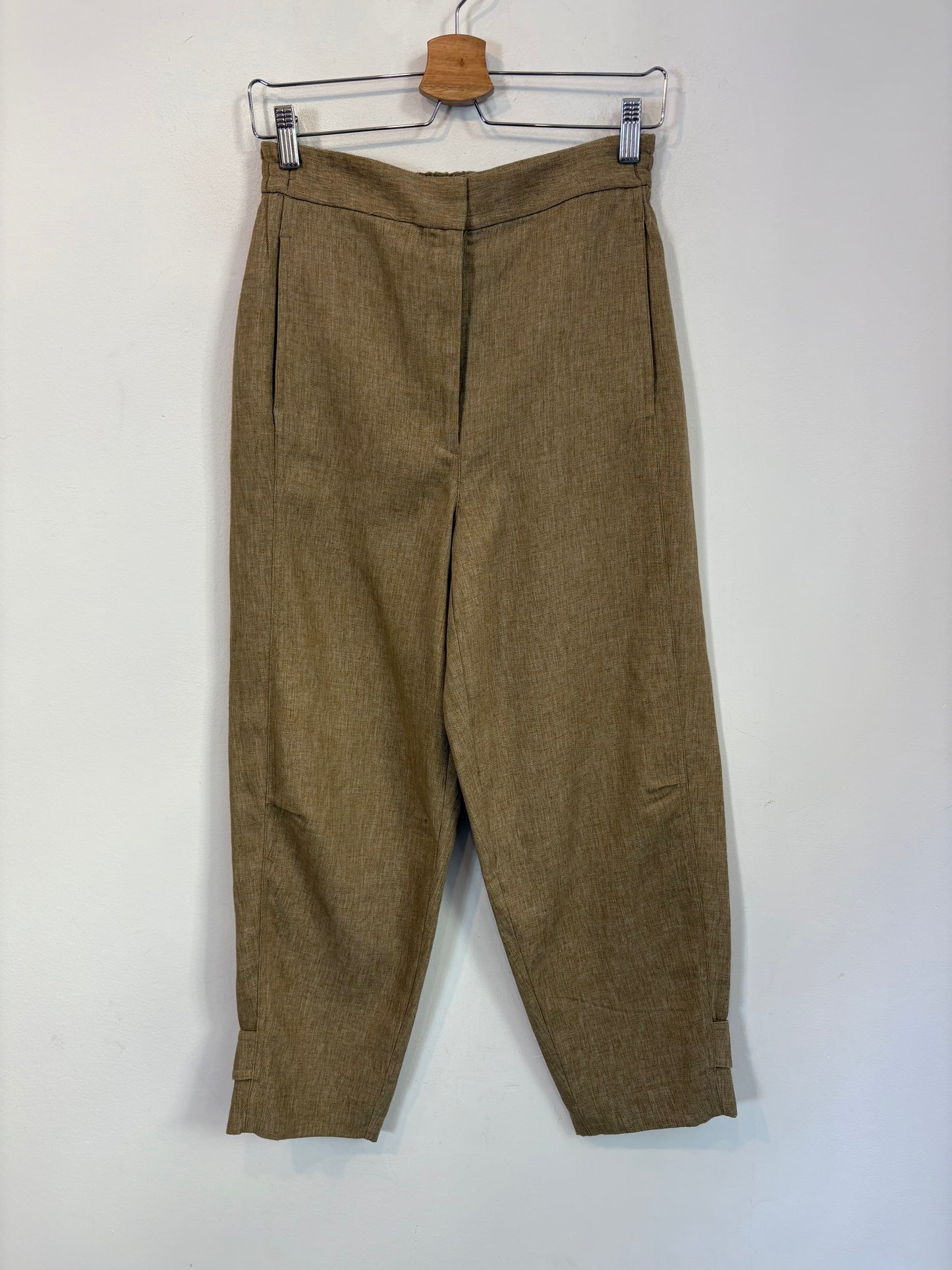 ZARA. Conjunto de lino marrón