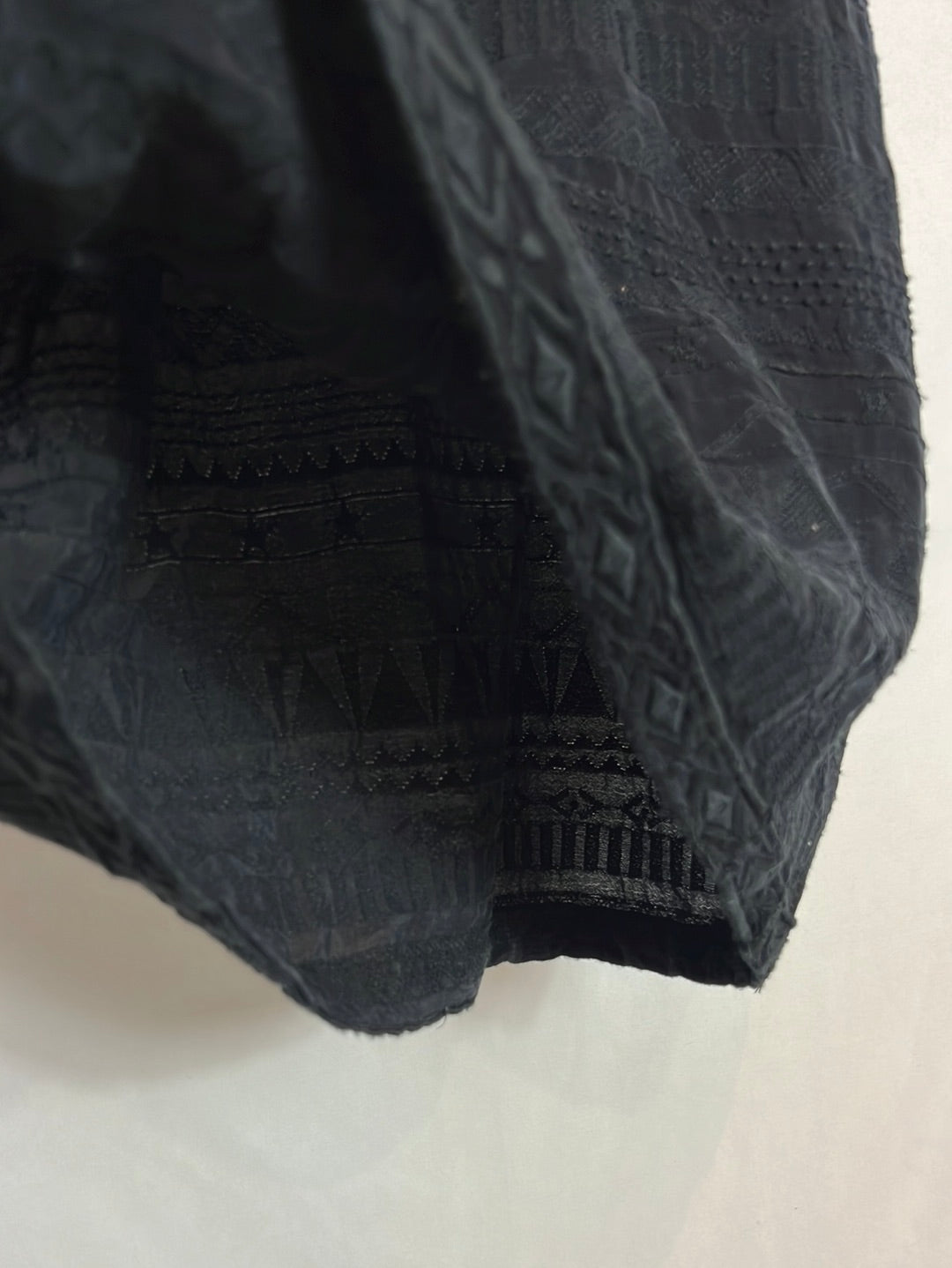 IRO. Black textured dress. Size 40