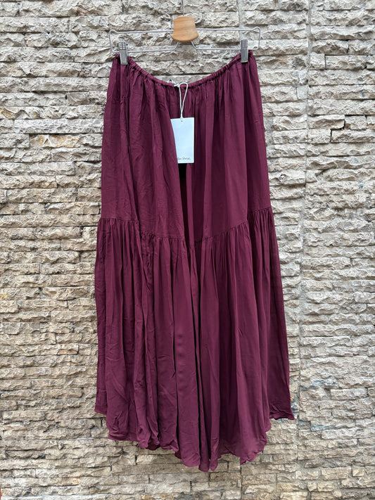 &OTHER STORIES. Falda larga fluida burdeos