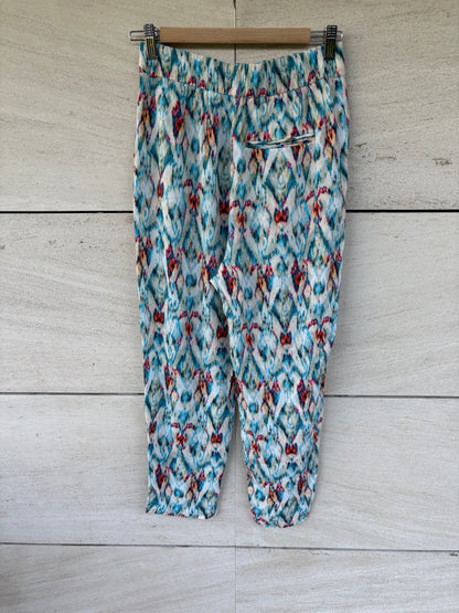 ZARA. Pantalón fluido estampado hilos. T XS