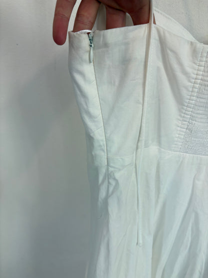 ZARA. Vestido largo blanco