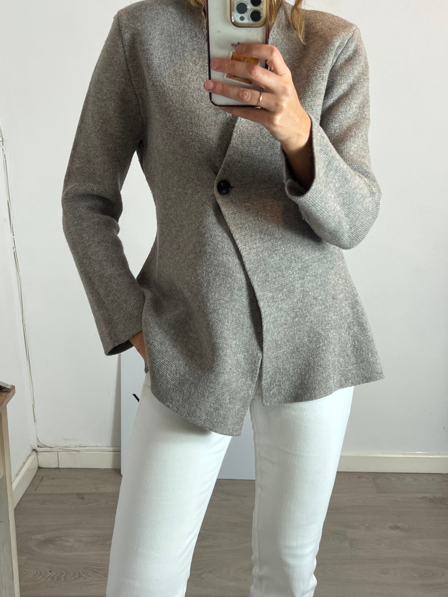 ZARA. Chaqueta beige punto  T.l