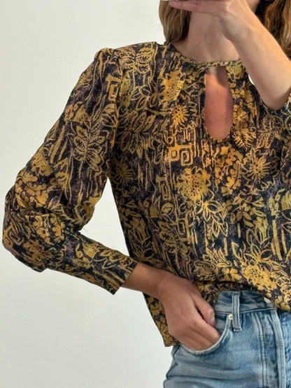 PANAMBI. Blusa estampada hombreras