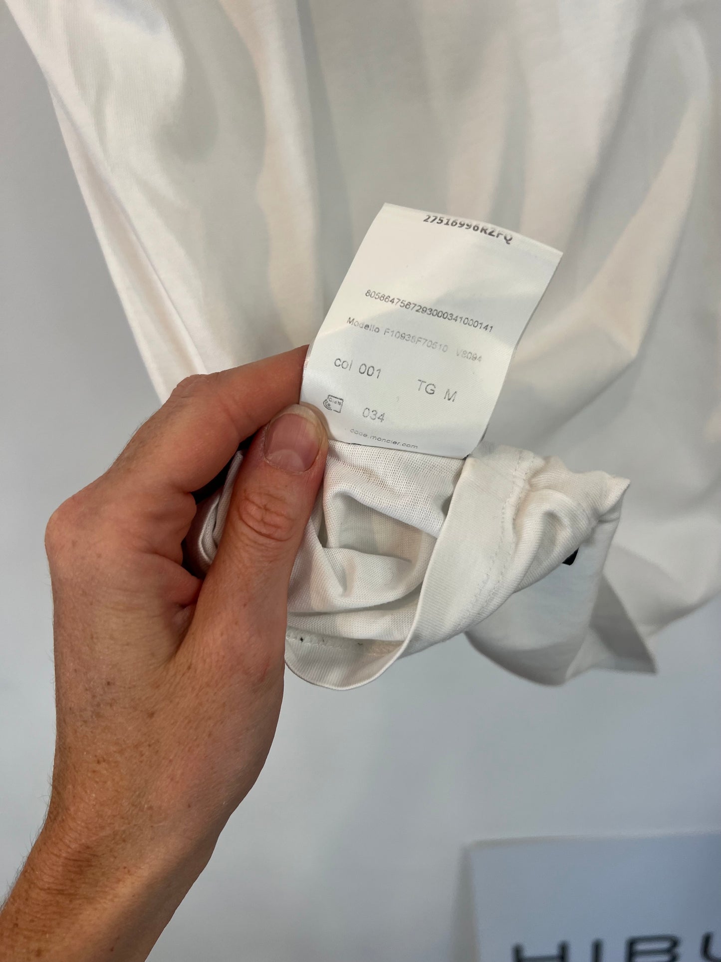 MONCLER. Camiseta blanca hombreras T.m