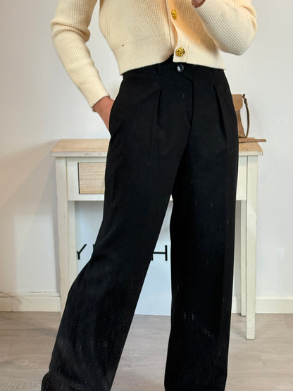 ZARA. Pantalón negro pinzas. T S