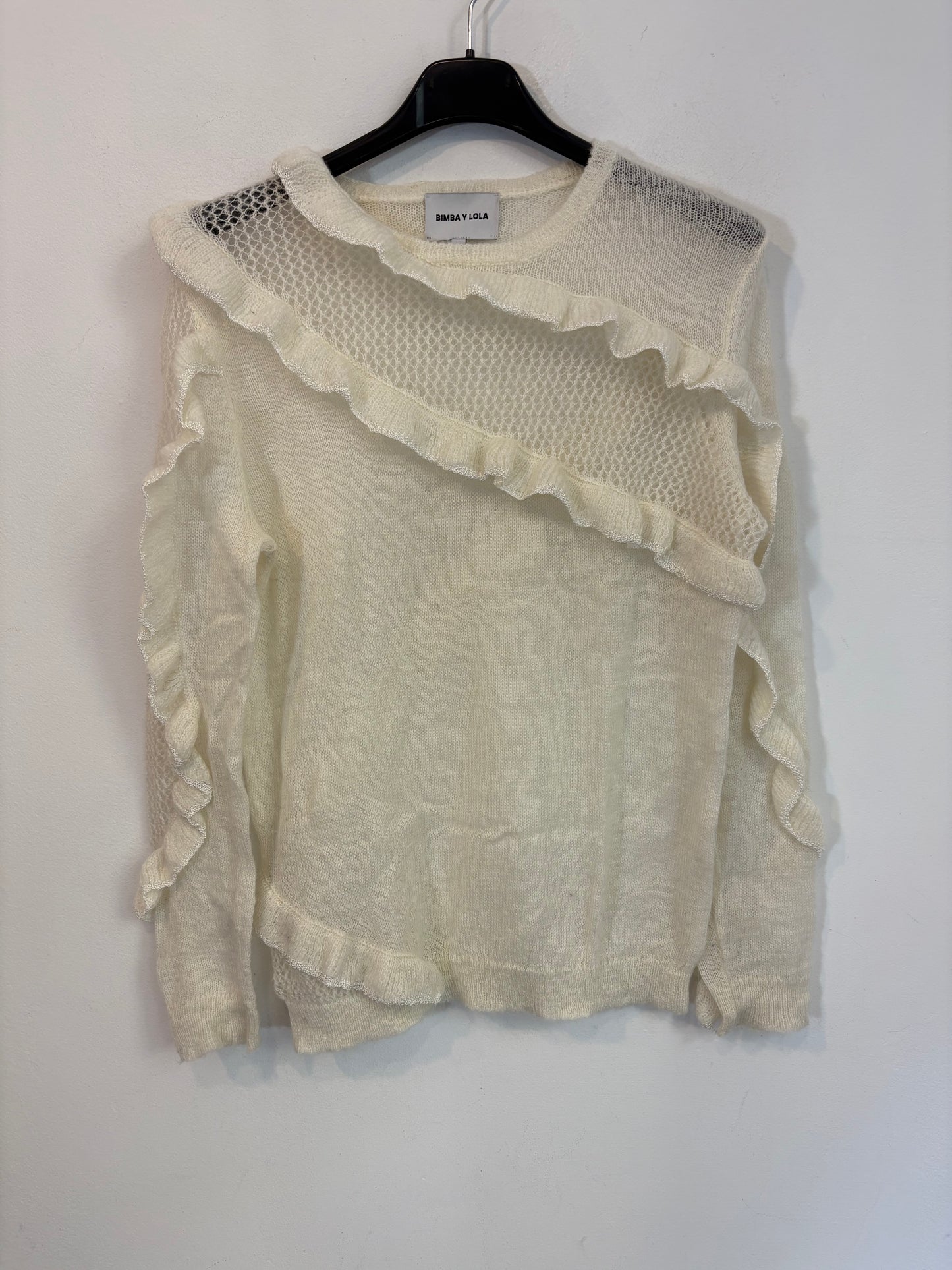 BIMBA Y LOLA. Ecru ruffled sweater. XS