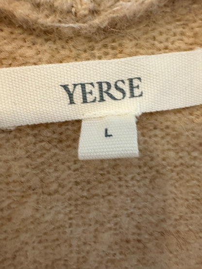 YERSE. Cárdigan beige con lana