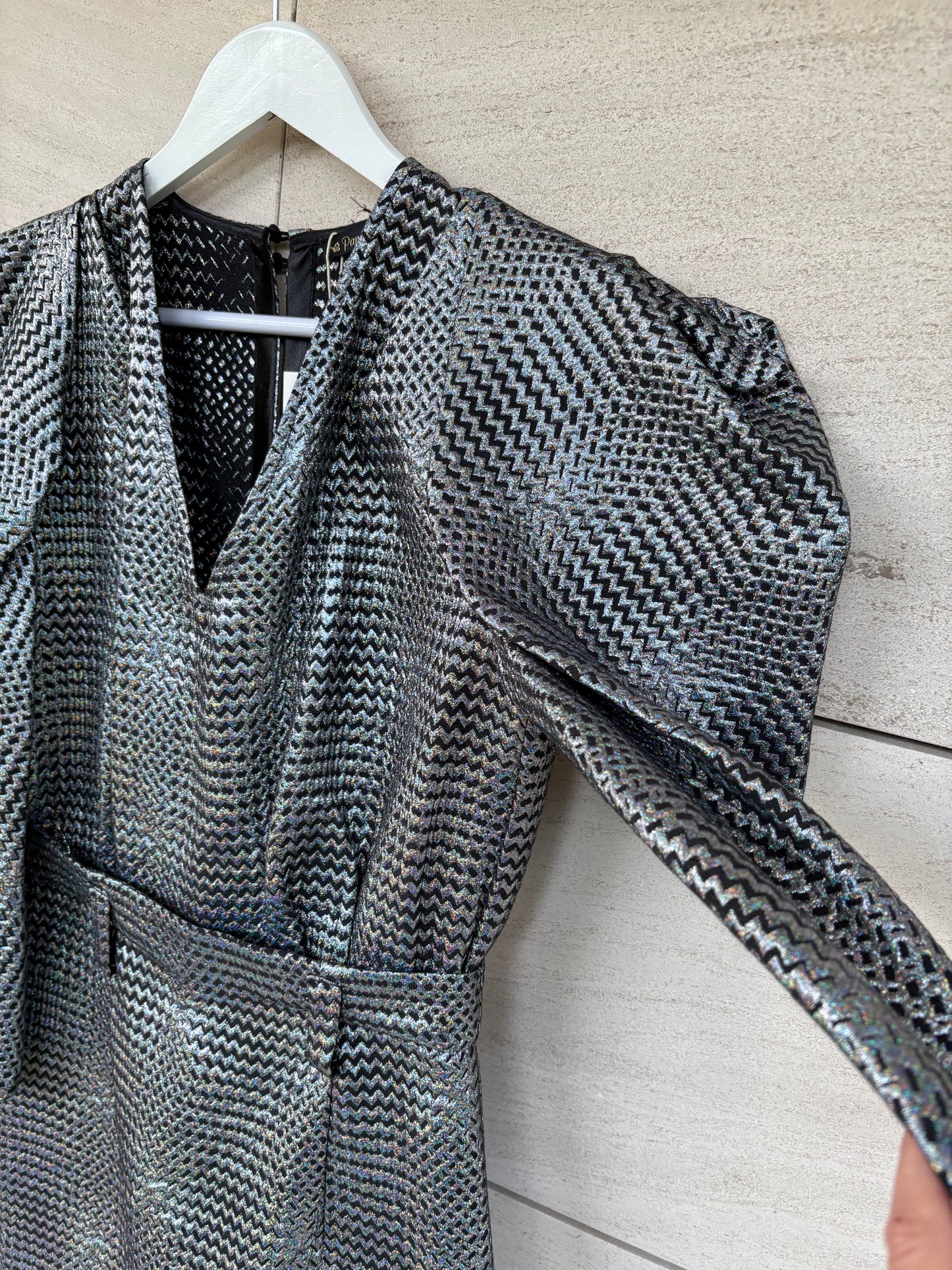 PANAMBI. Vestido estructura hilos