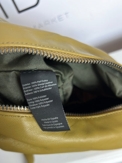 HOFF. Bolso mini piel verde pistacho