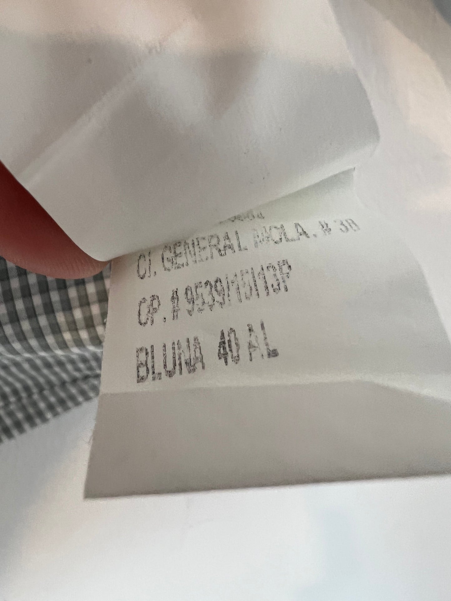 THE LIZARD IS CRYING. Gray plaid blouse with ruffled collar. Size 0 months