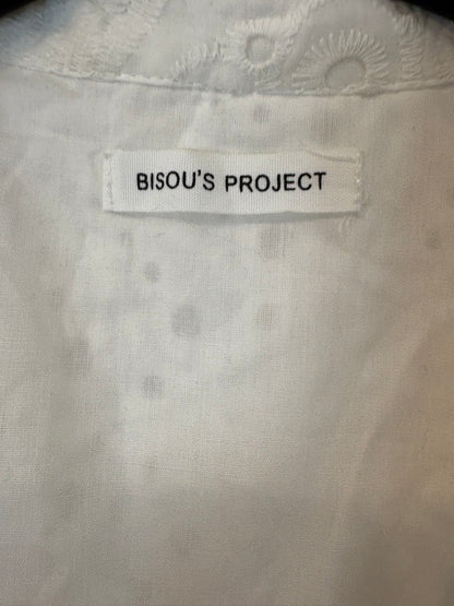 BISOU'S PROJECT. White die-cut choir dress. TS