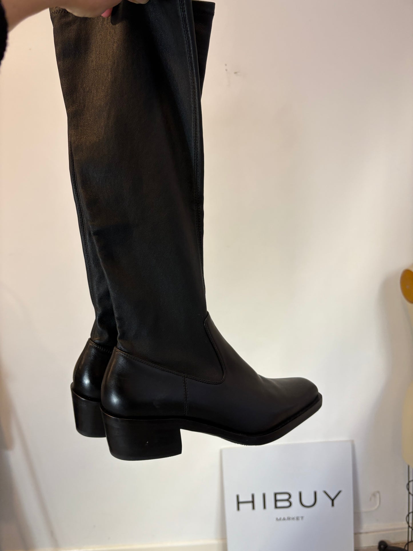 MASSIMO DUTTI. Botas camperas piel en nergo