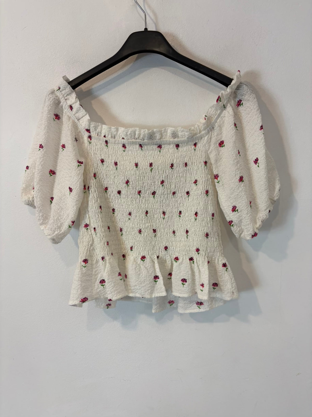 ZARA. Top nido abeja flores