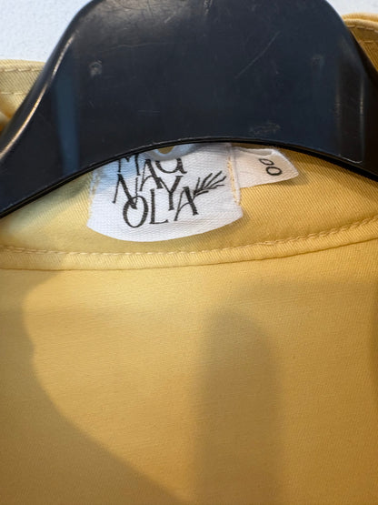 MAGNOLYA. Gabardina capucha pastel