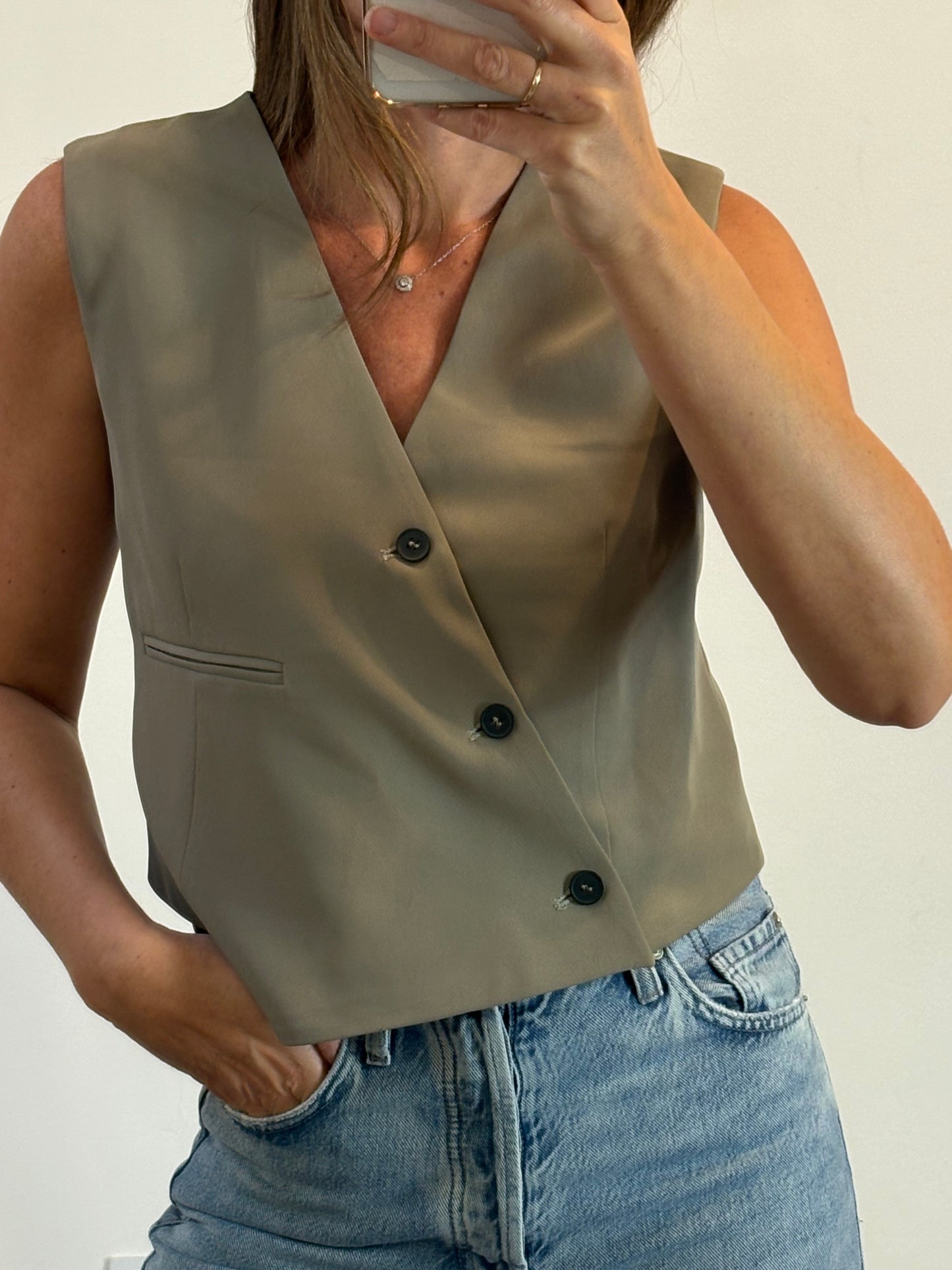 CIDER. Chaleco topo cruzado