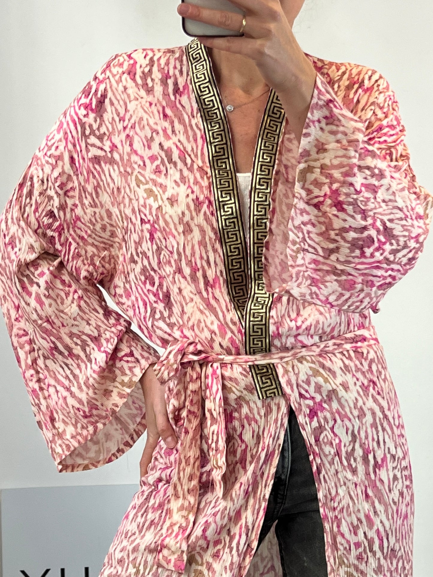 CATUCA. Kimono estampado detalle espalda. T M/L