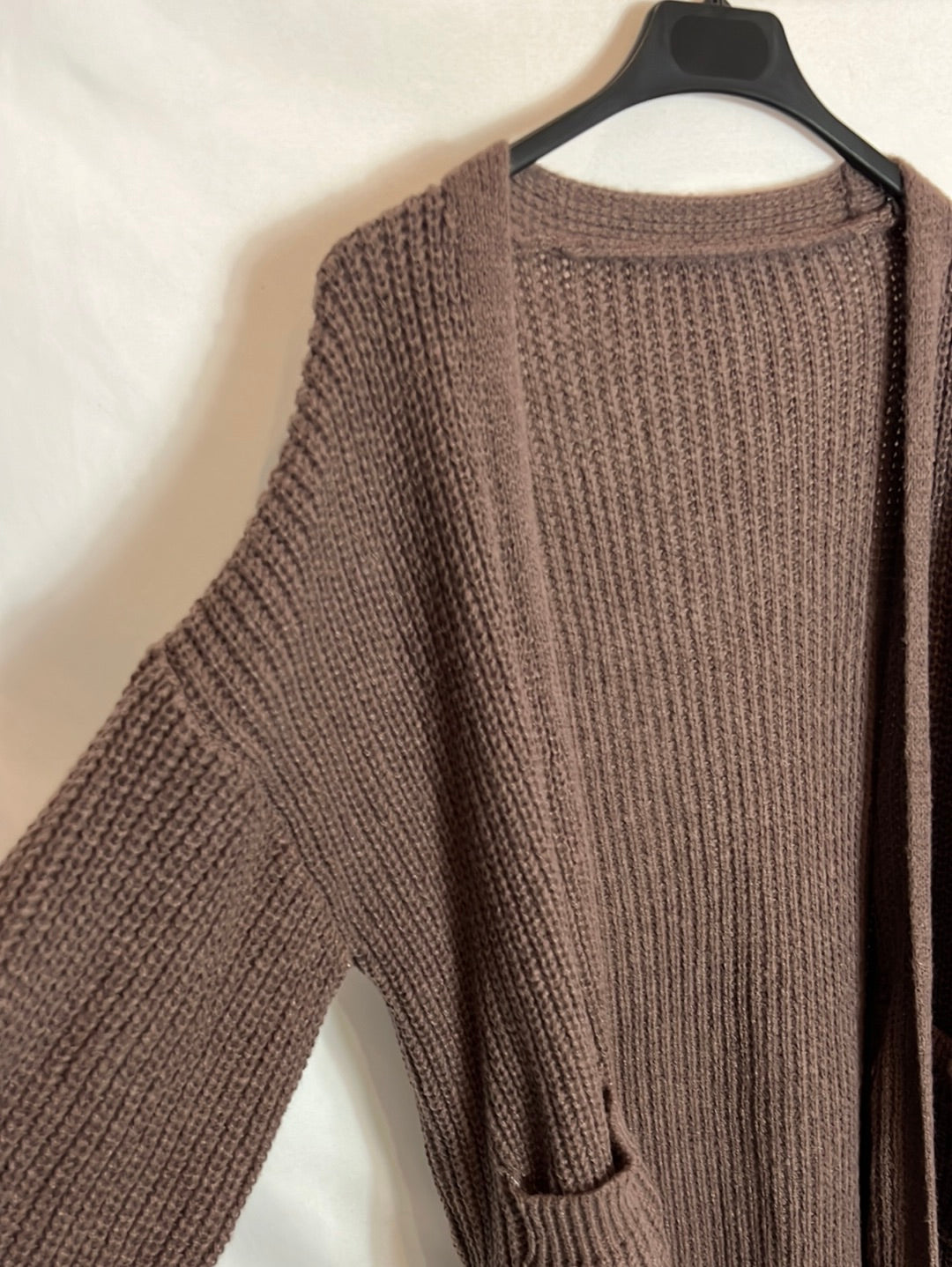 OTHERS. Long brown cardigan. TM