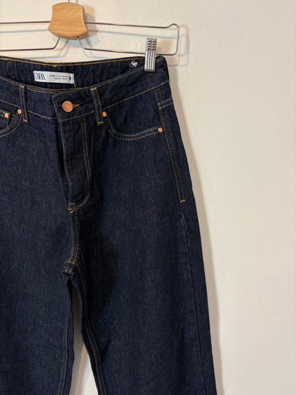 ZARA. Denim oscuro pata ancha