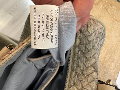 OTRAS. Bolso shopper trenzado