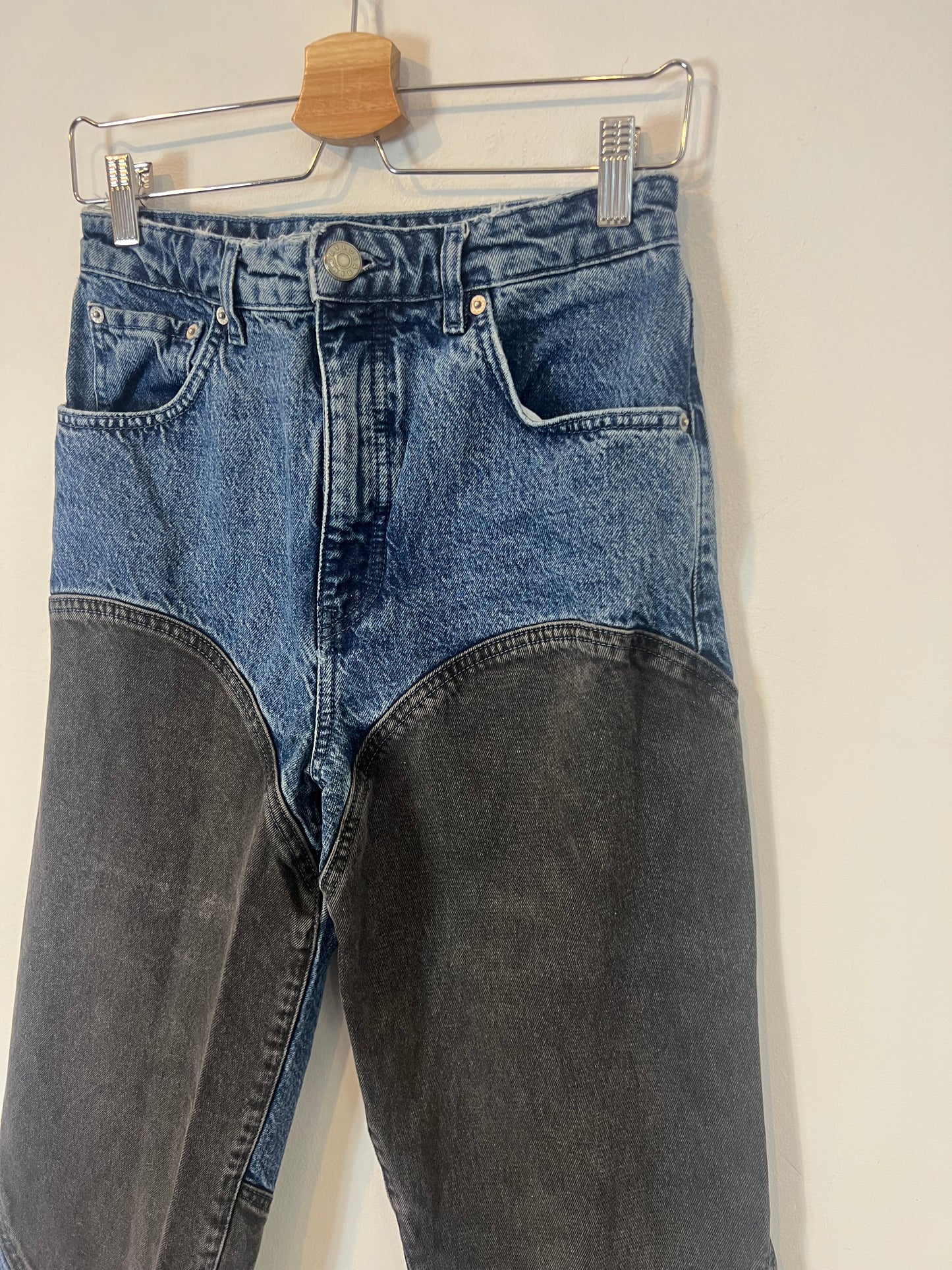 BIMBA Y LOLA. Denim recto bicolor. T 38
