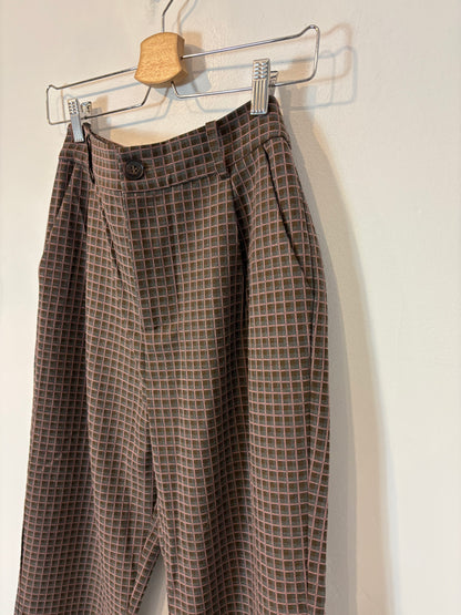 SEE U SOON. Conjunto pantalón y chaleco cuadros