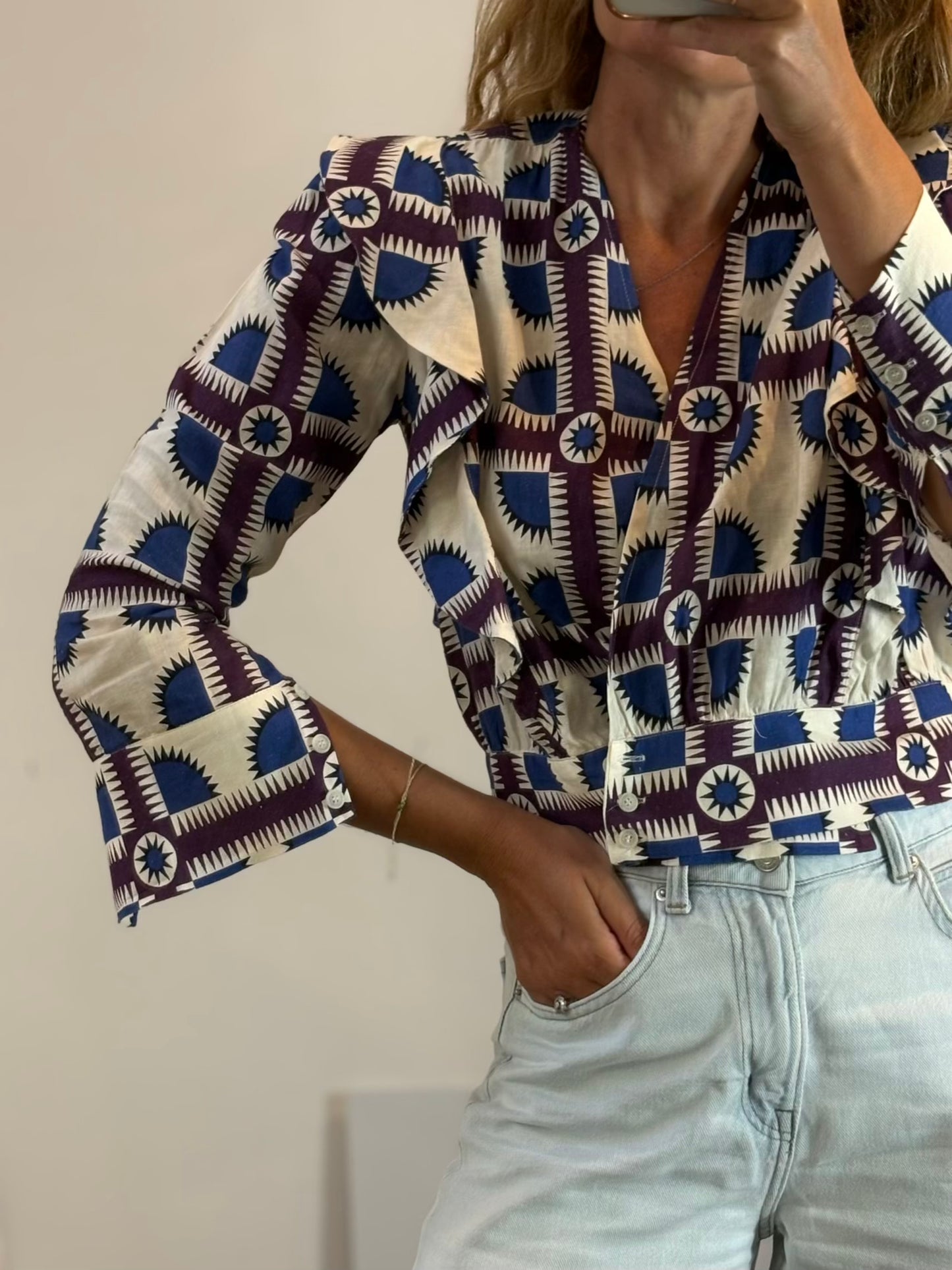 ODILE. Blusa estampada cruzada