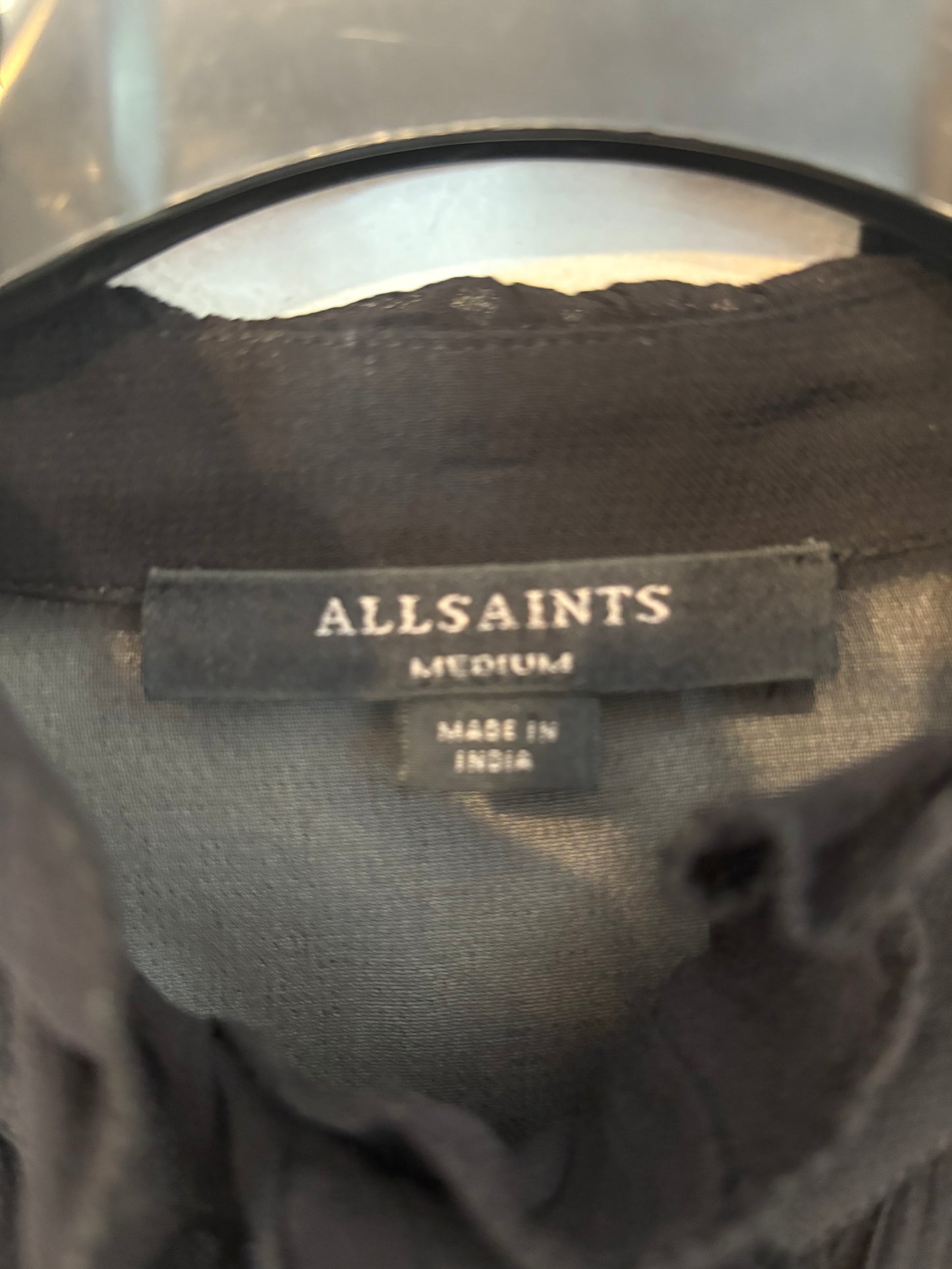 ALL SAINTS. Blusa negra semi transparente