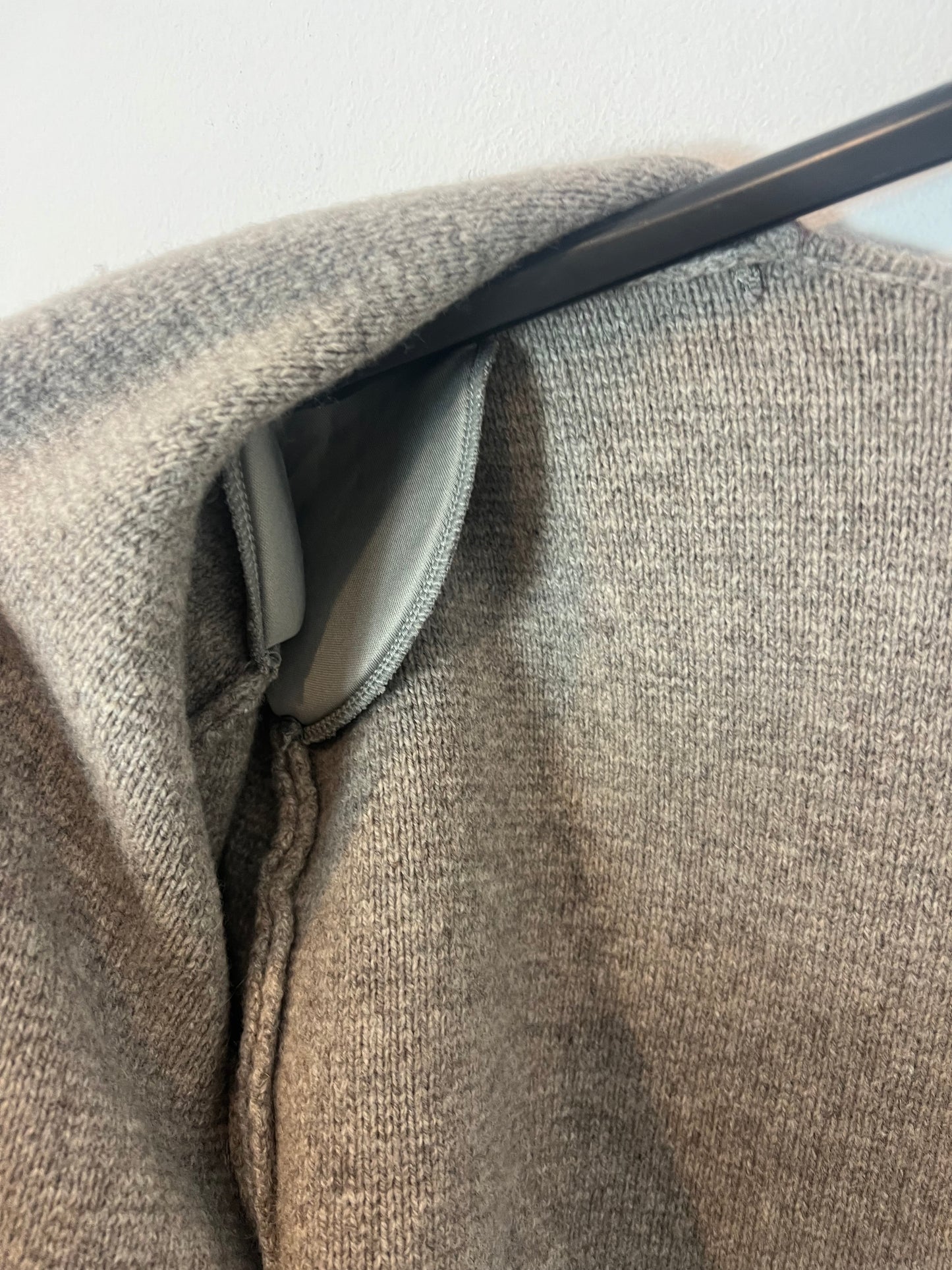 ZARA. Chaqueta beige punto  T.l