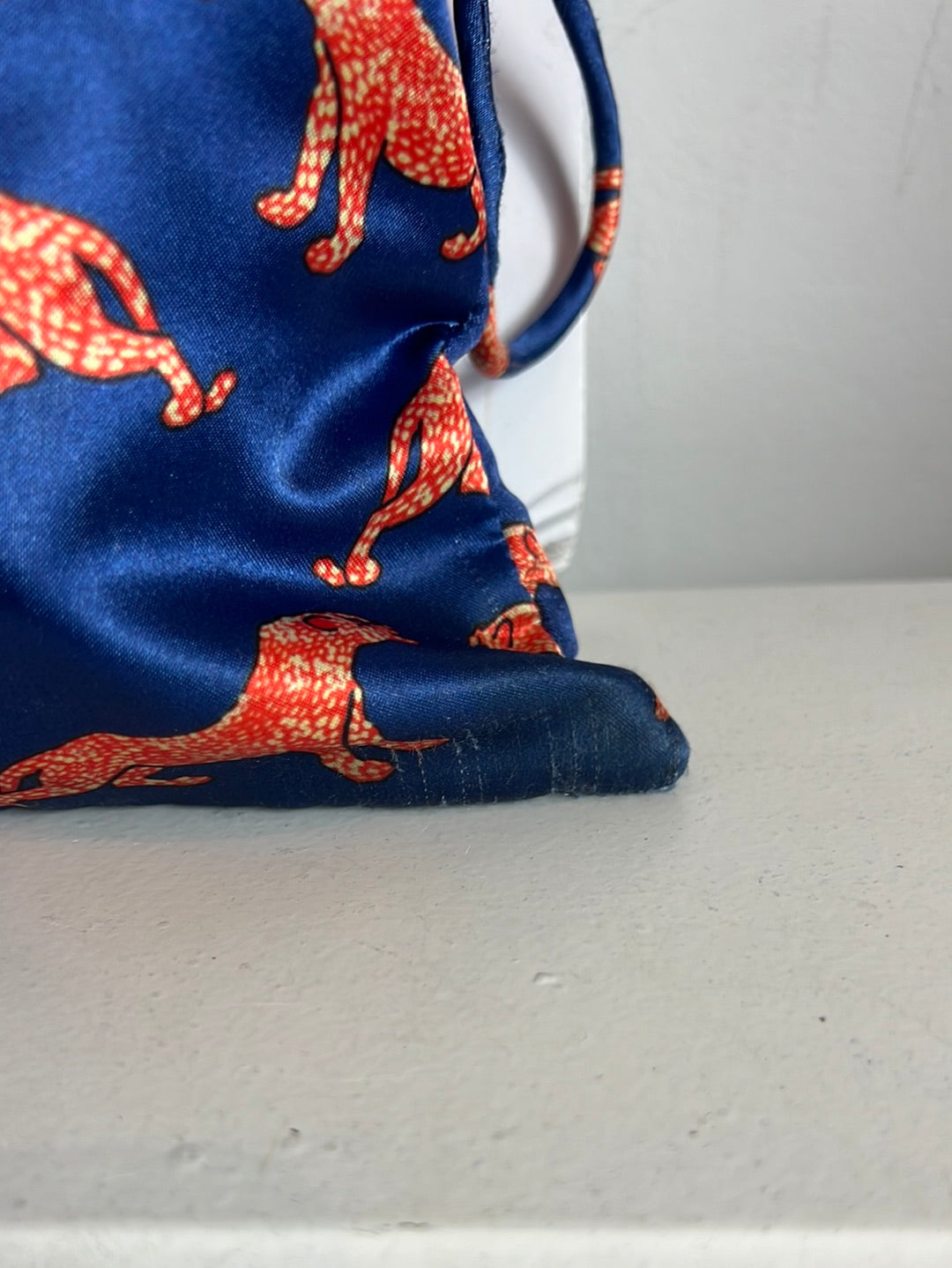 &OTHER STORIES. bolso satinado animales (Tara)