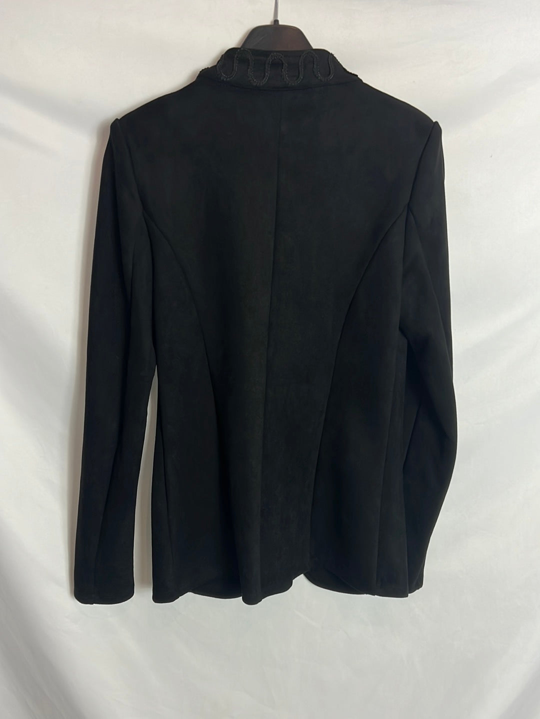 VOYELLES. Black suede jacket. TS