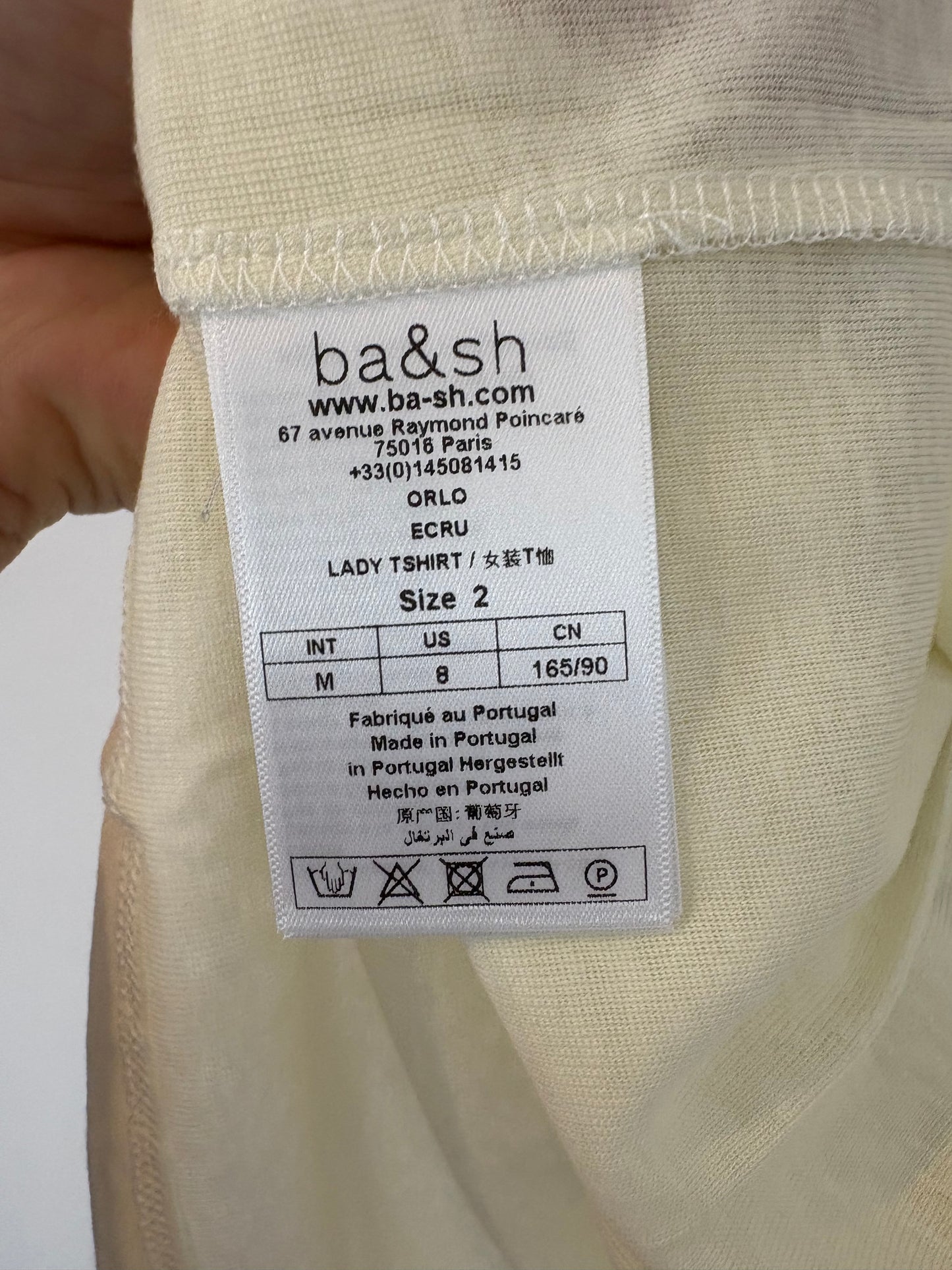 BA&SH. Camiseta color crudo letras azules